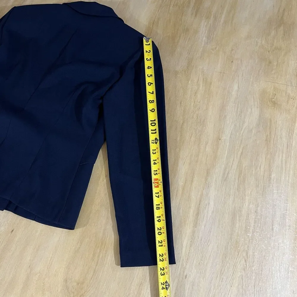 lois snyder length 22